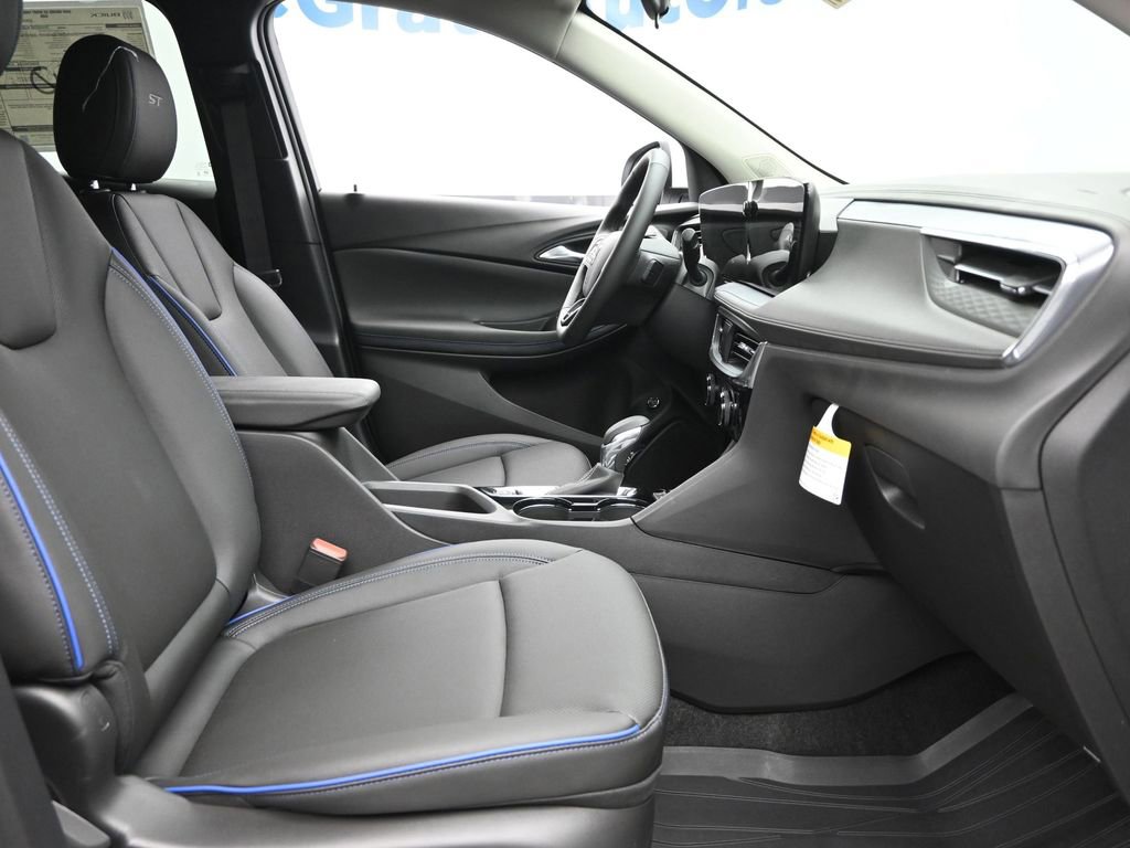 New 2026 Buick Encore GX Sport Touring w/ Advanced Technology Package image 9