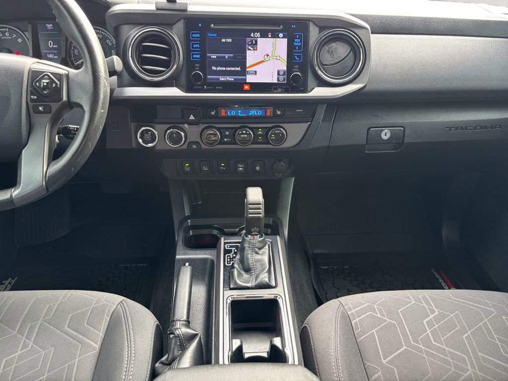 Used 2016 Toyota Tacoma TRD Off-Road AWD/4WD image 17