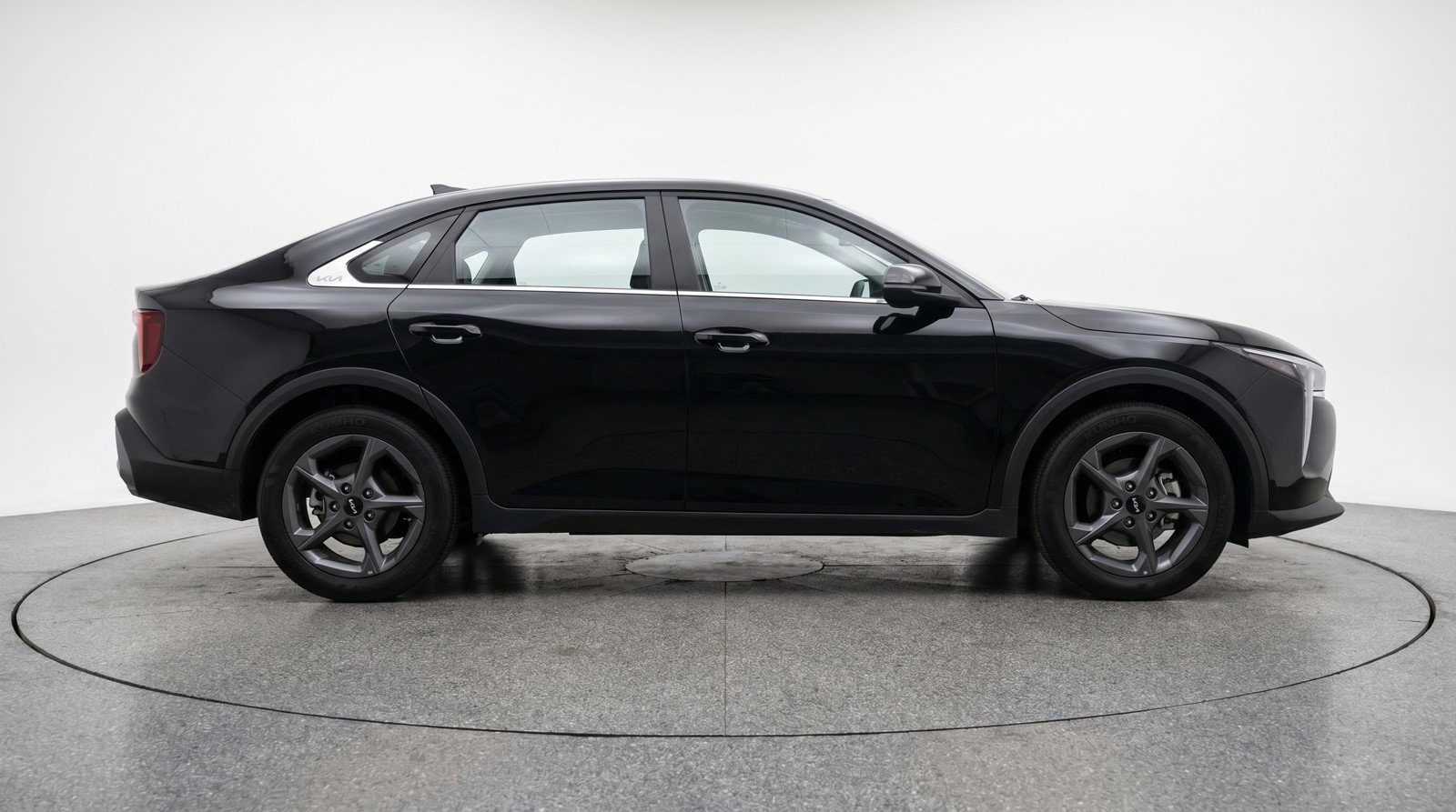 Used 2025 Kia K4 FWD image 11