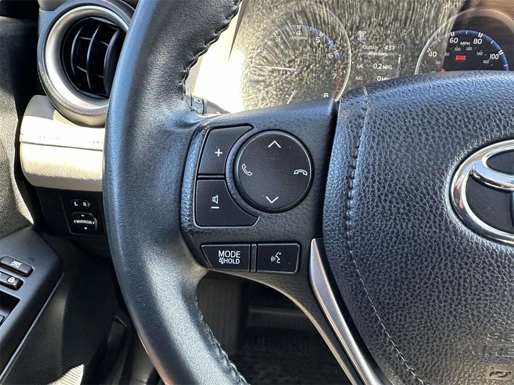 Certified 2018 Toyota RAV4 XLE image 9