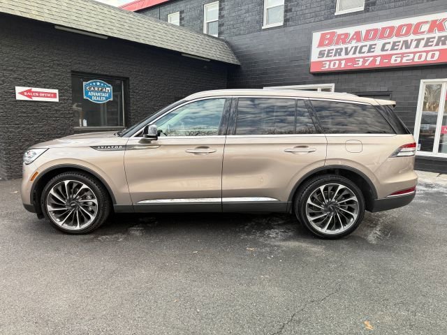 Used 2020 Lincoln Aviator Reserve w/ Equipment Group 202A image 3