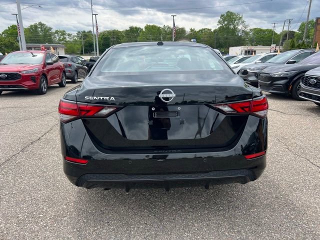 Used 2025 Nissan Sentra SV w/ All-Weather Package FWD image 5