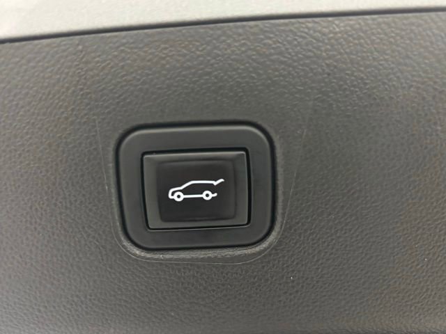 Used 2022 Chevrolet Blazer LT FWD image 8