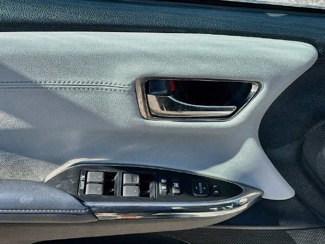 Used 2015 Toyota Avalon XLE FWD image 19