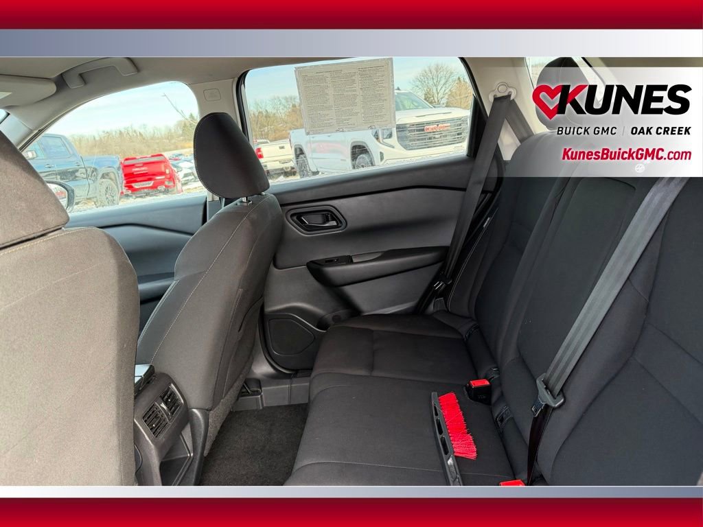 Used 2024 Nissan Rogue S image 20