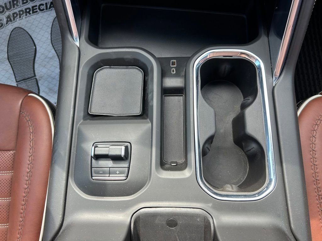 Used 2024 GMC Sierra 2500 Denali Ultimate AWD/4WD image 5