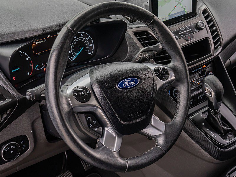 Used 2022 Ford Transit Connect XLT image 24