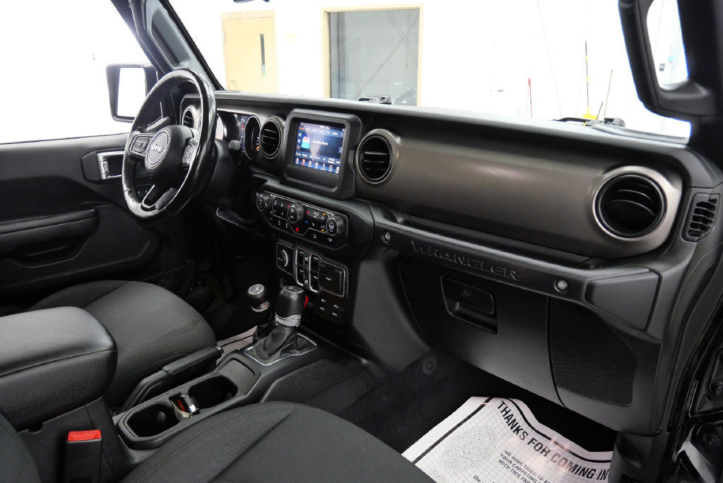 Used 2020 Jeep Wrangler Unlimited Sport w/ Technology Group AWD/4WD image 16