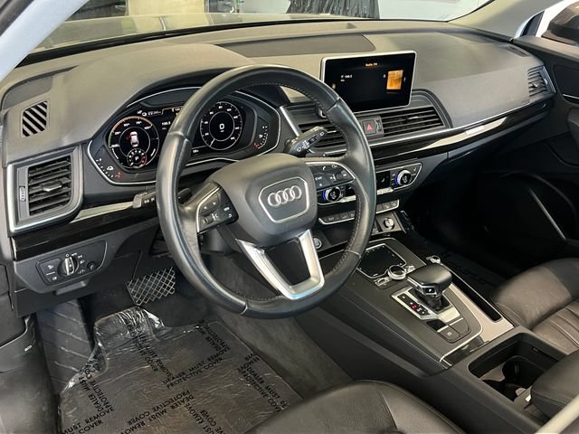 Used 2020 Audi Q5 e Premium w/ Convenience Package AWD/4WD image 20