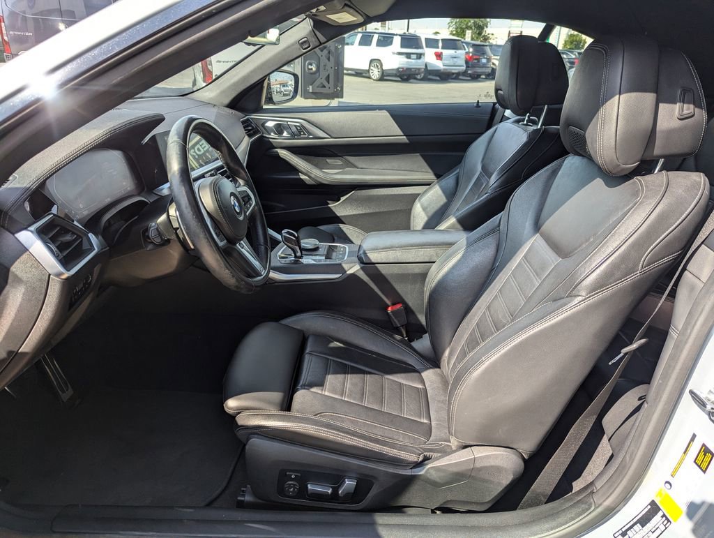 Used 2022 BMW M440i Convertible w/ Premium Package image 26