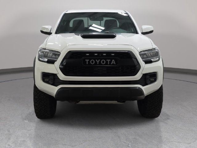 Used 2021 Toyota Tacoma TRD Pro AWD/4WD image 3
