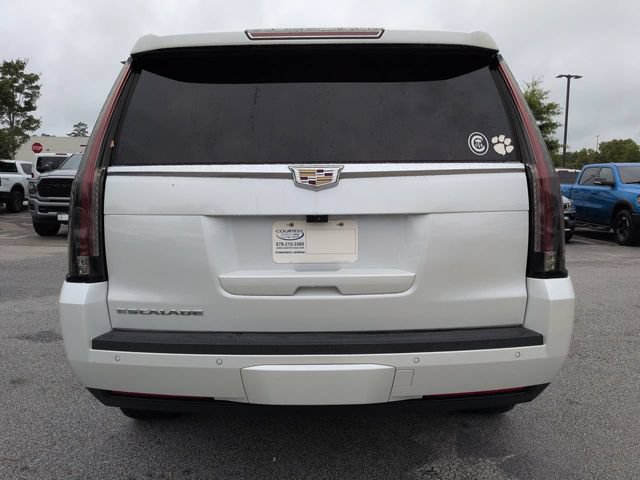 Used 2019 Cadillac Escalade Premium Luxury AWD/4WD image 5