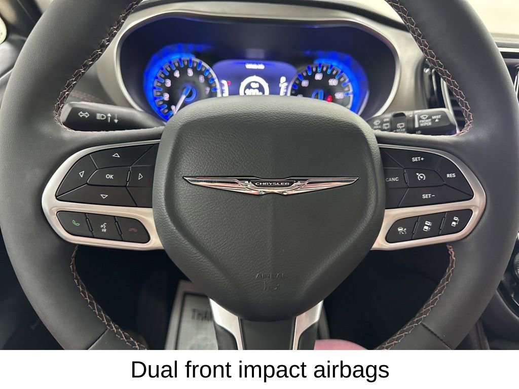 Used 2026 Chrysler Pacifica Pinnacle image 34