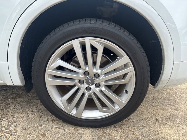 Used 2019 Audi Q5 2.0T Premium Plus w/ Premium Plus Package image 33