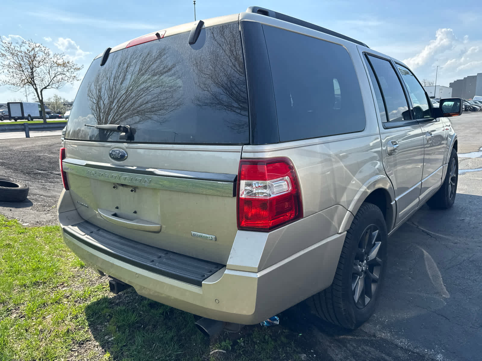 Used 2017 Ford Expedition Limited w/ Equipment Group 301A image 6