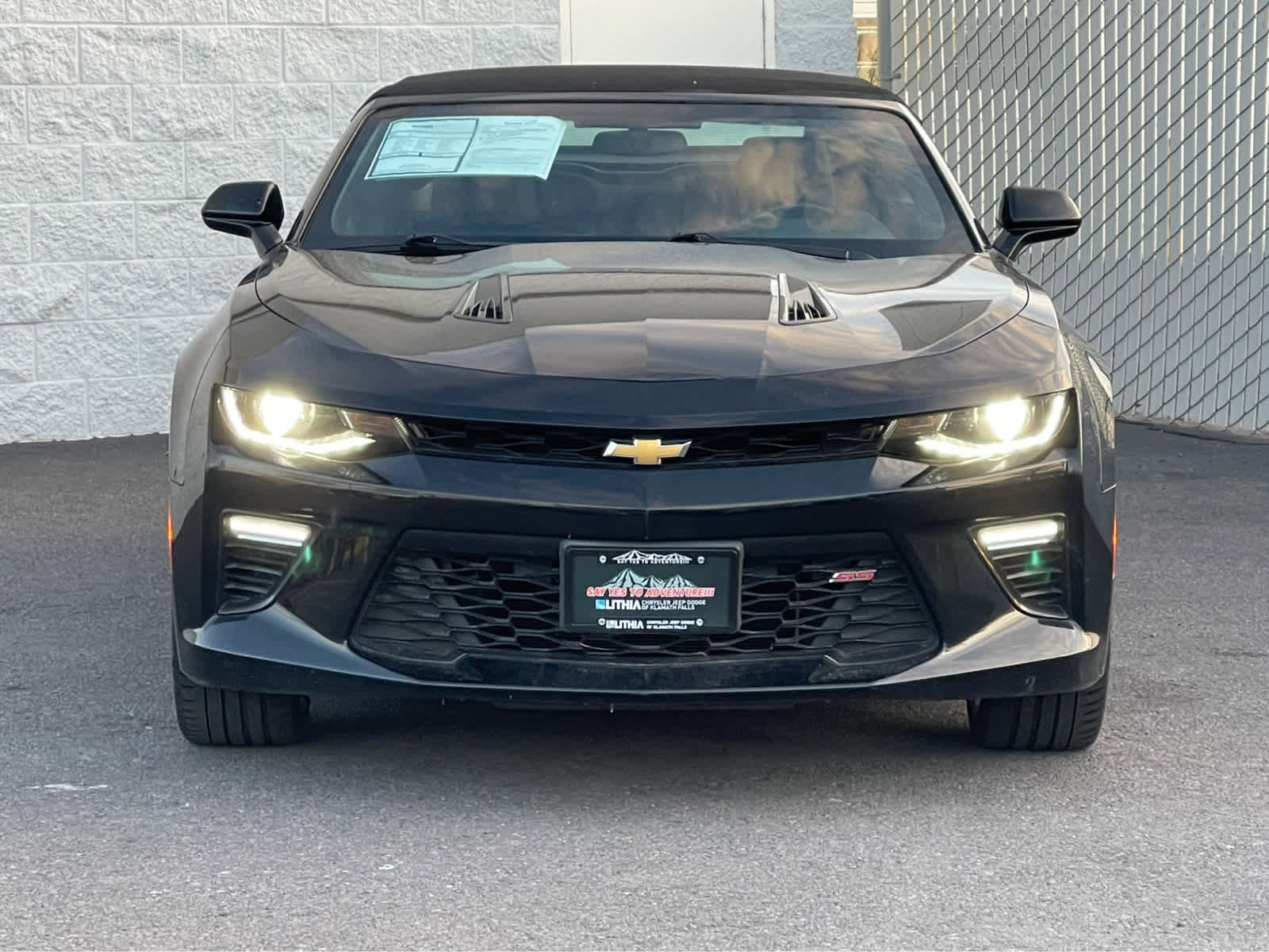 Used 2017 Chevrolet Camaro SS image 3