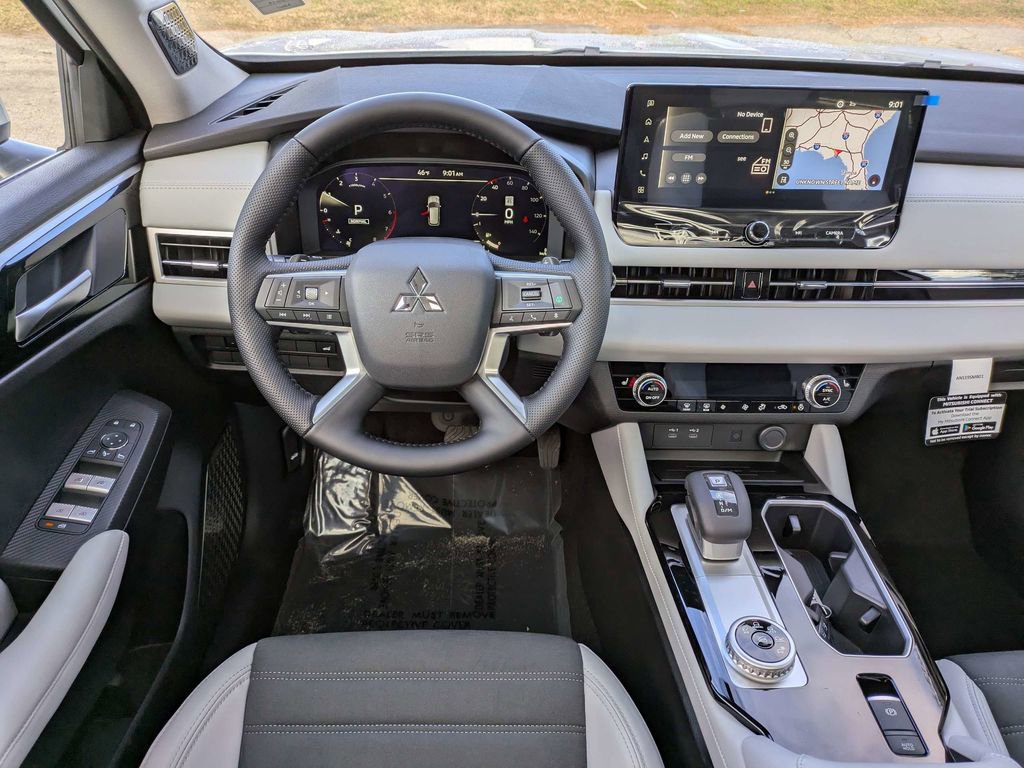 New 2026 Mitsubishi Outlander SE FWD image 16