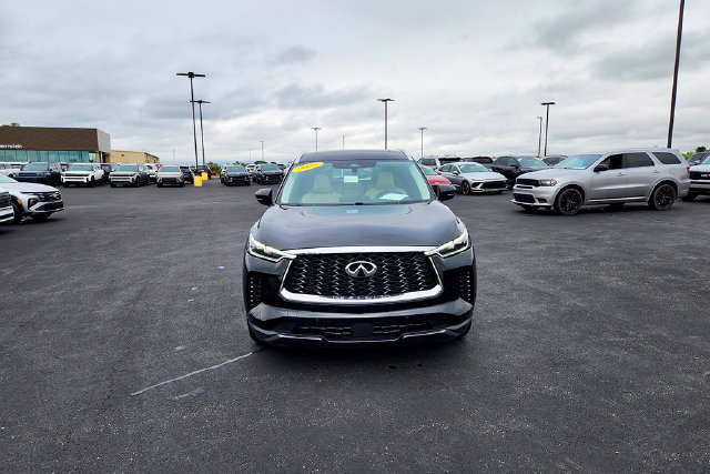 Used 2022 INFINITI QX60 Luxe w/ Cargo Package AWD/4WD image 3