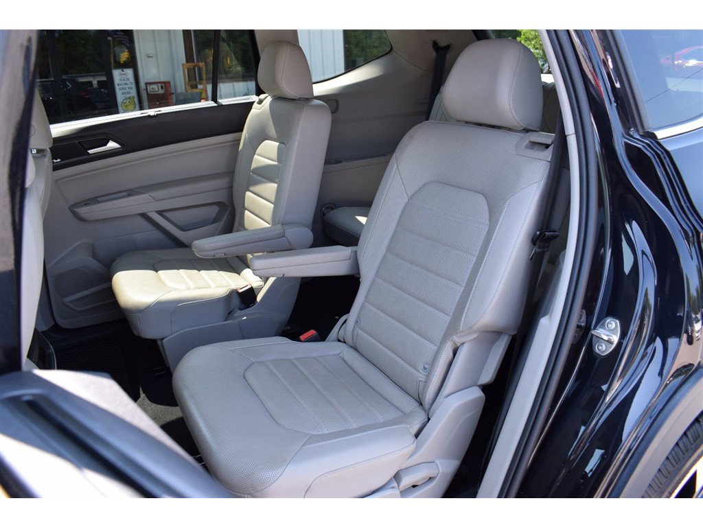 Used 2021 Volkswagen Atlas SEL Premium image 12