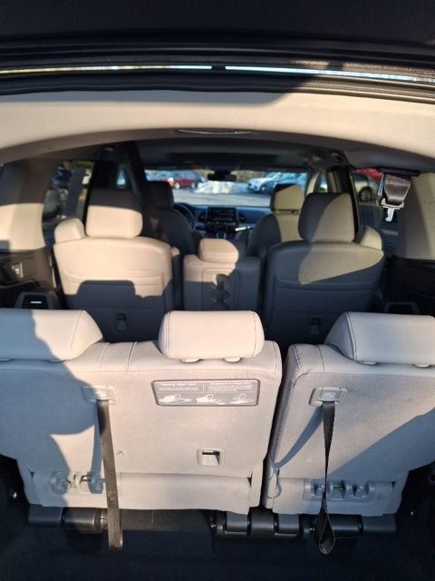 Used 2023 Honda Odyssey EX-L image 8