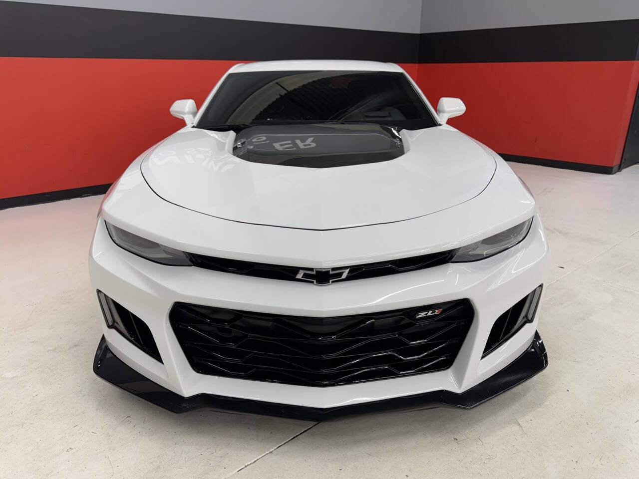 Used 2017 Chevrolet Camaro ZL1 image 3