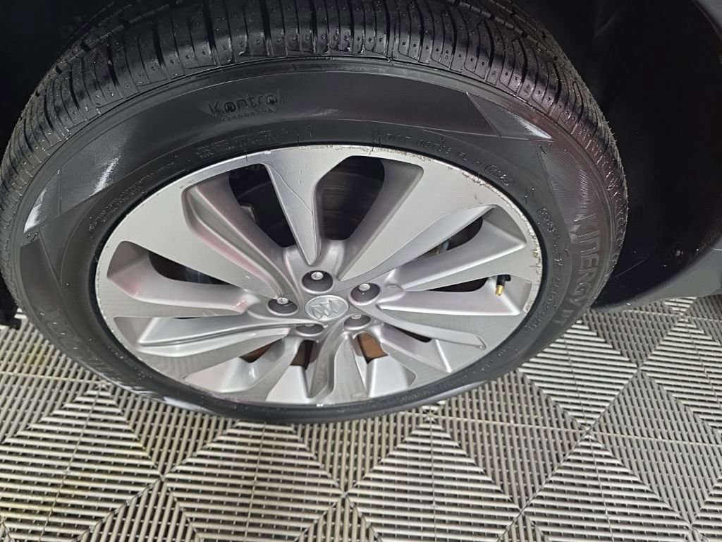 Used 2019 Buick Encore Preferred image 10