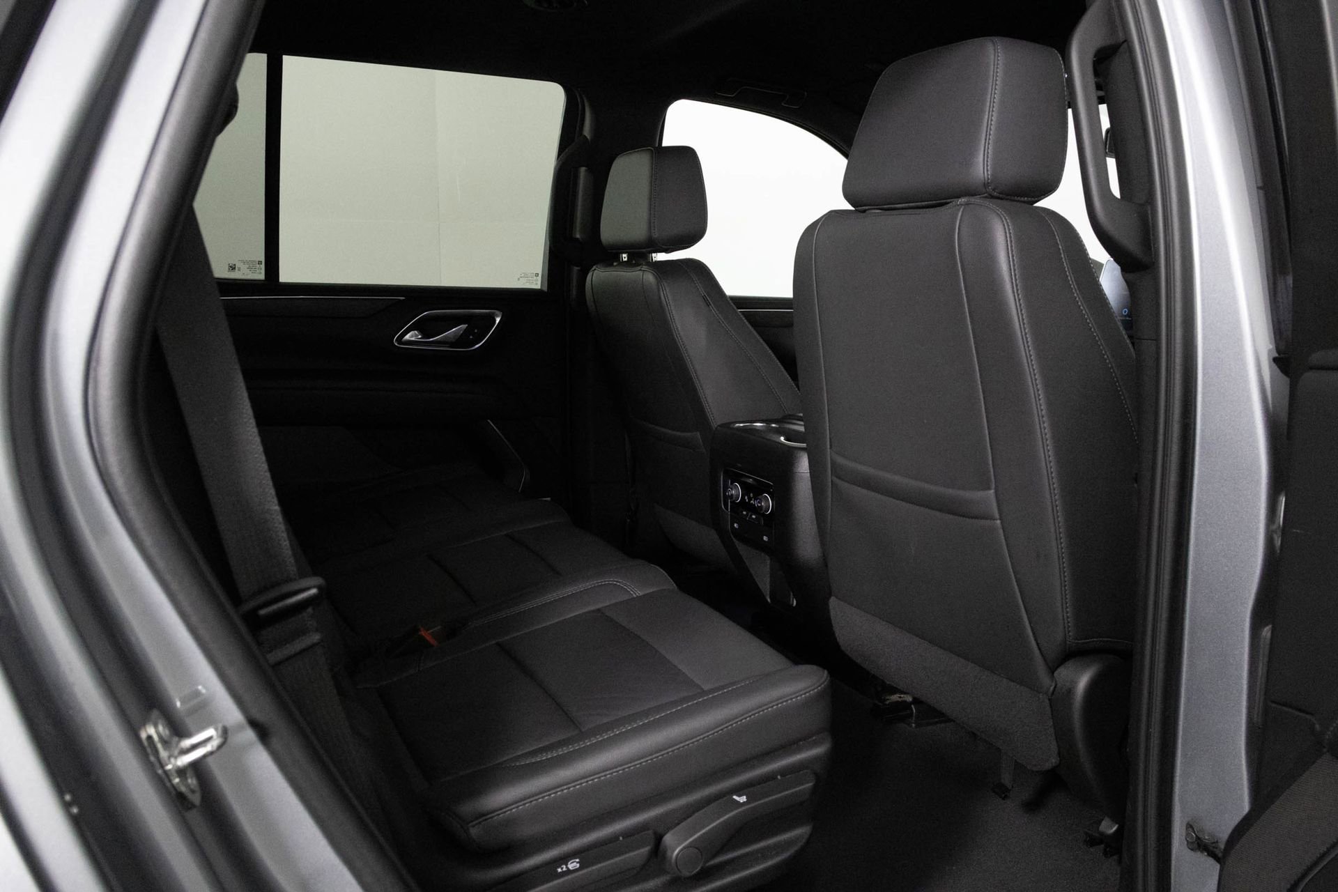 Used 2024 Chevrolet Tahoe LT image 37