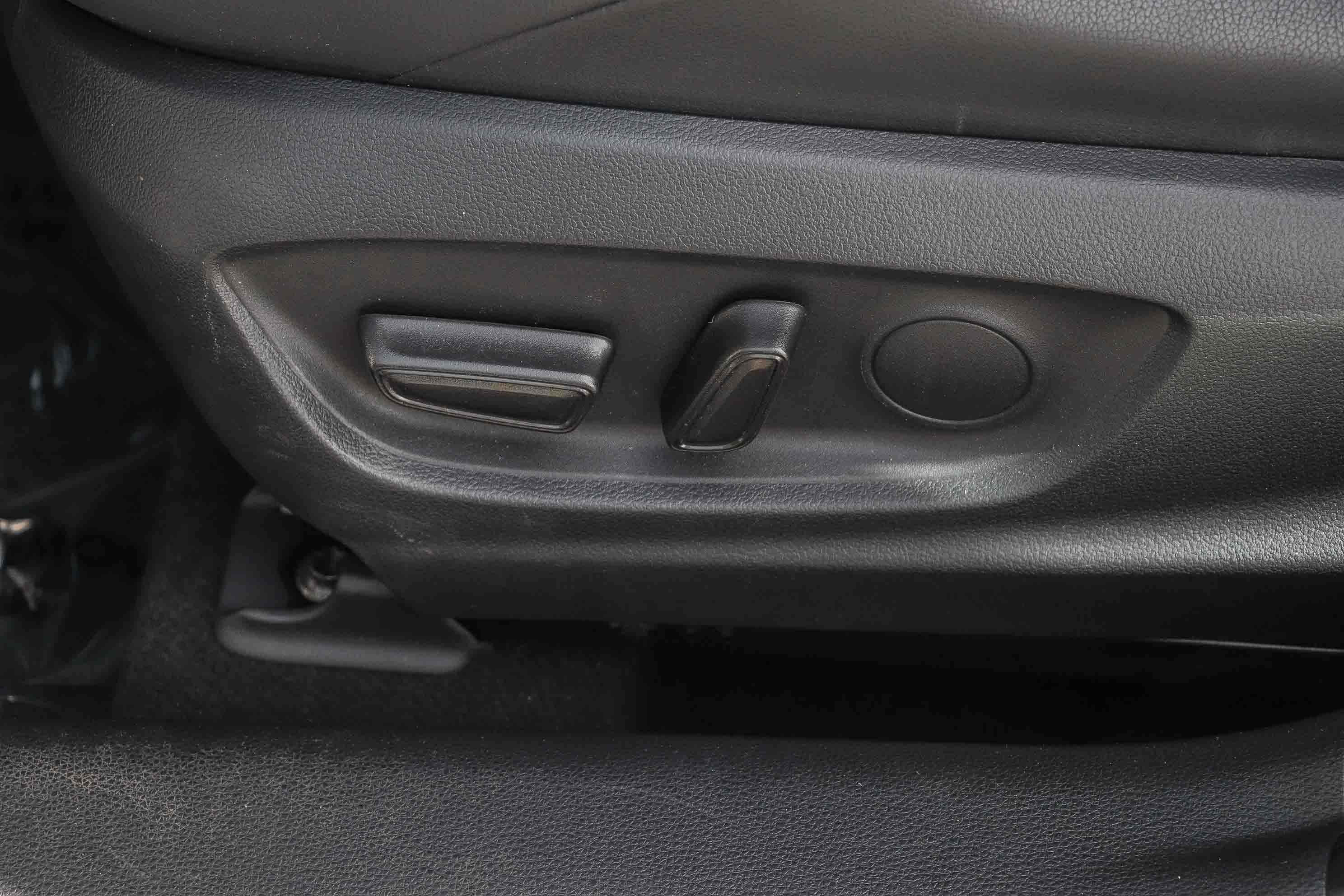 Certified 2024 Toyota Corolla XSE FWD image 21