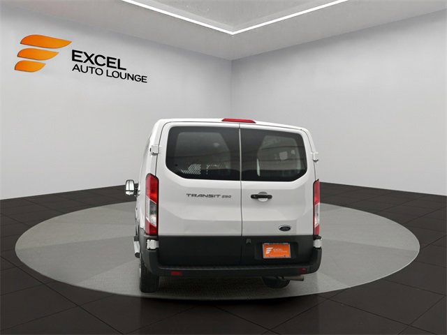 Used 2024 Ford Transit 250 Low Roof w/ Exterior Upgrade Package image 4