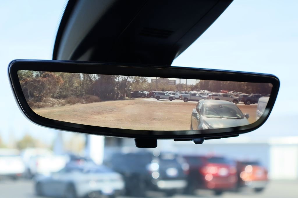 Certified 2022 GMC Sierra 2500 AT4 w/ AT4 Premium Plus Package image 15