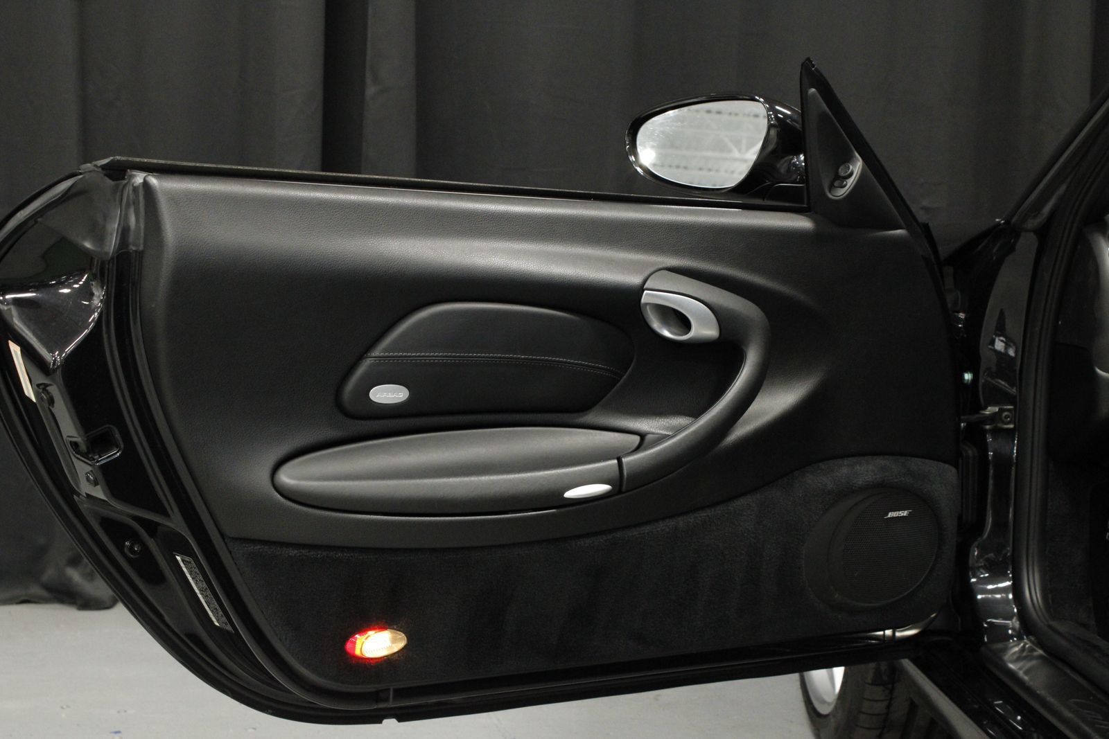 Used 2003 Porsche 911 Carrera RWD image 13