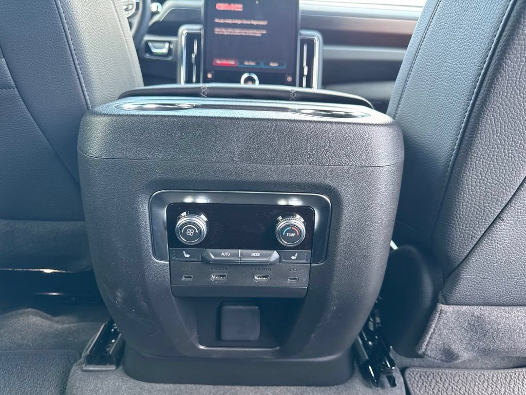 New 2026 GMC Yukon XL Denali w/ Denali Reserve Package AWD/4WD image 25