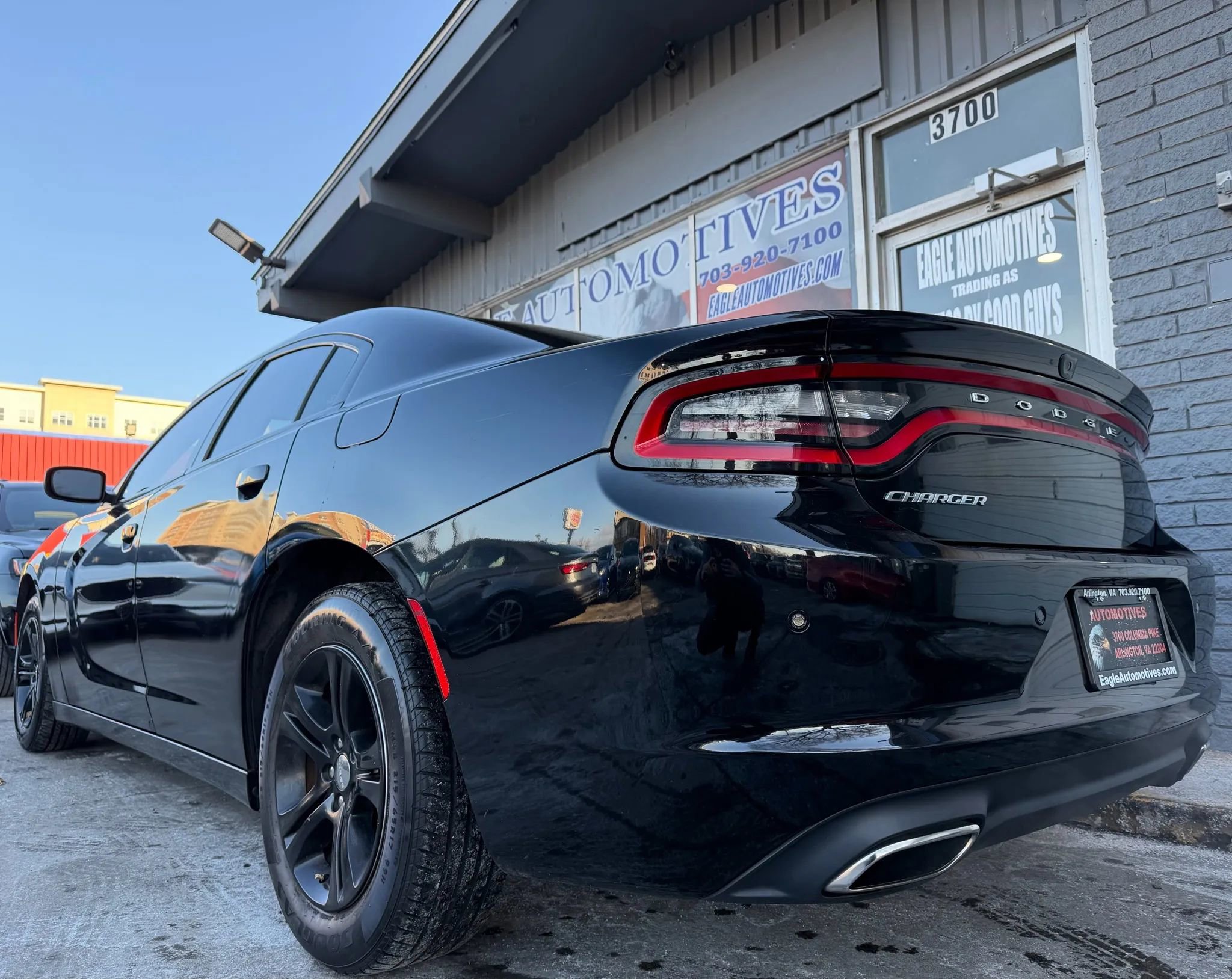 Used 2021 Dodge Charger SXT w/ Leather Interior Group image 5