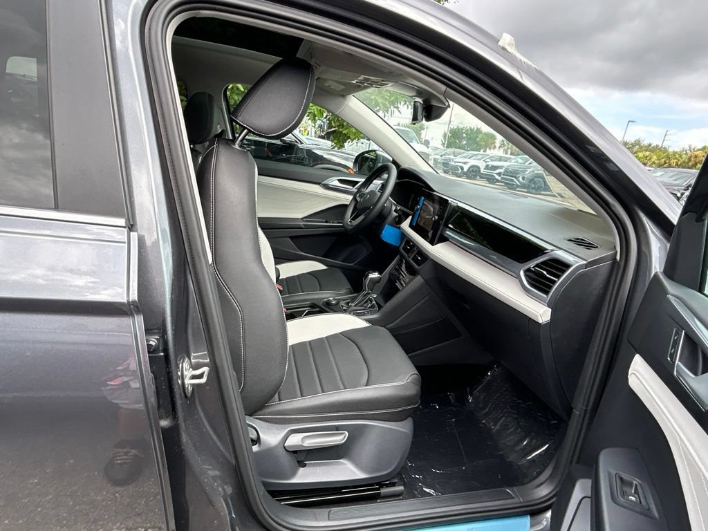 New 2026 Volkswagen Taos SEL AWD/4WD image 43