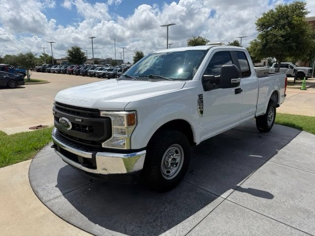 Used 2022 Ford F250 XL w/ Power Equipment Group RWD image 3