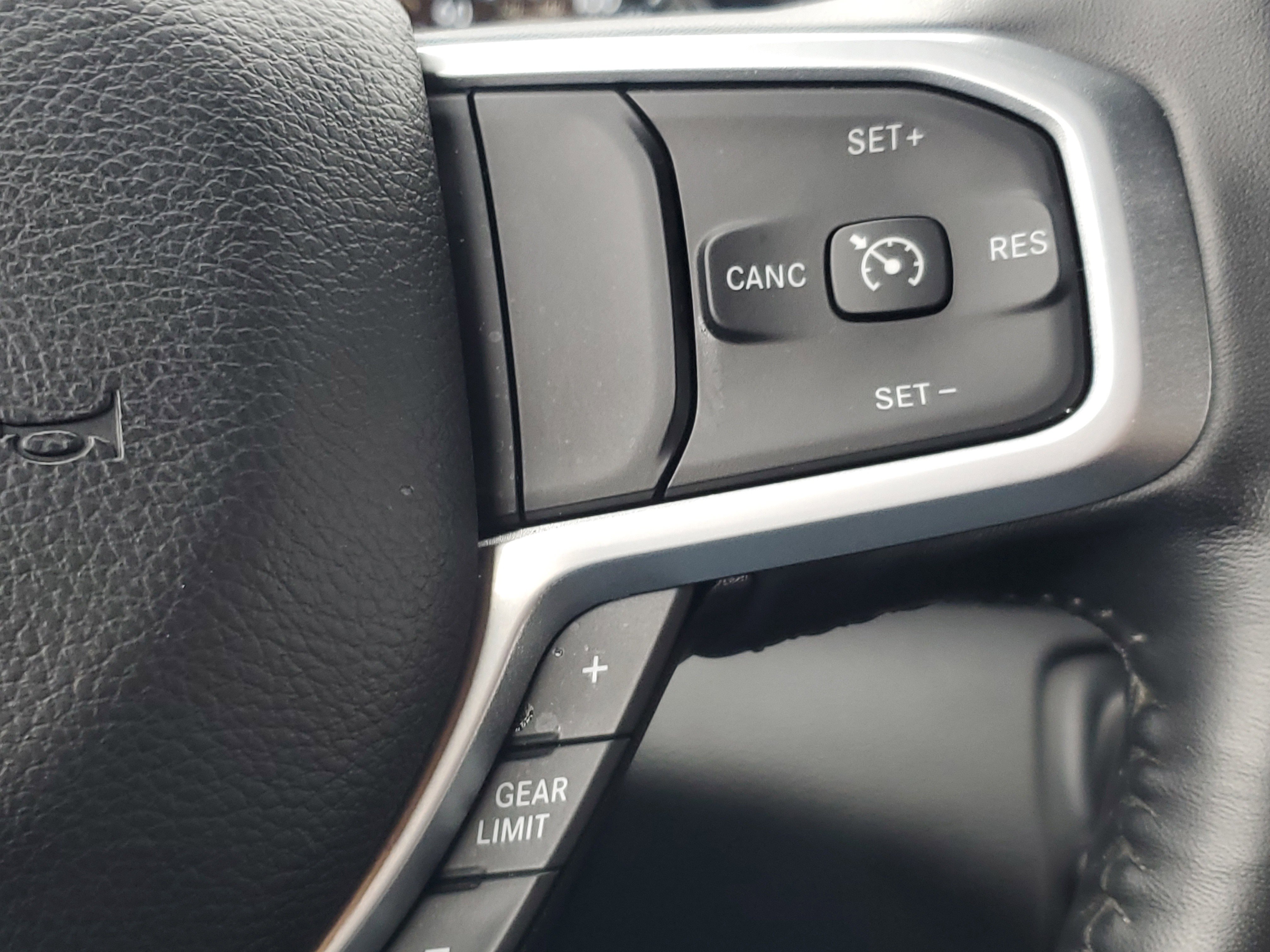 Used 2024 RAM 2500 Big Horn w/ Sport Appearance Package image 14