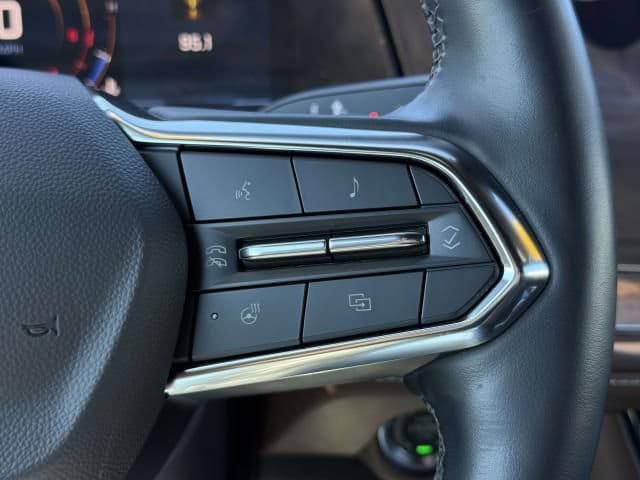 Used 2025 Chevrolet Tahoe High Country AWD/4WD image 25