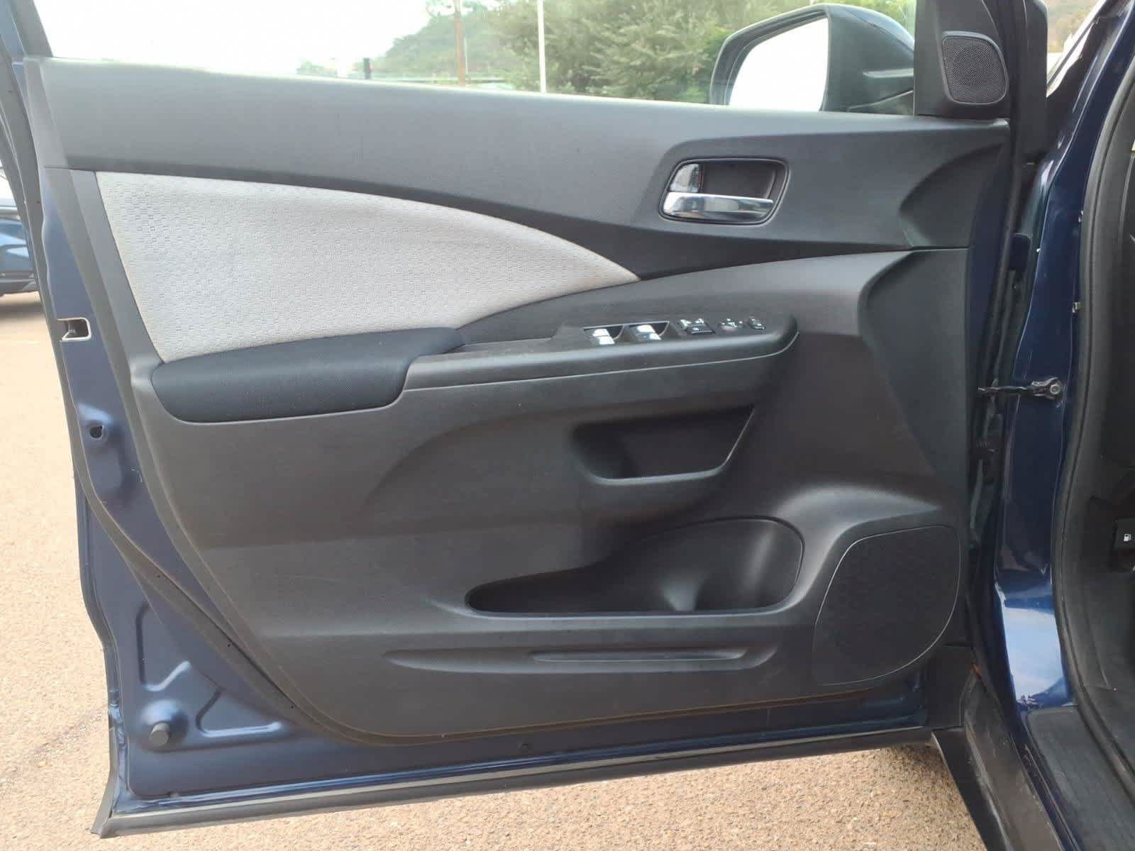 Used 2015 Honda CR-V EX image 12