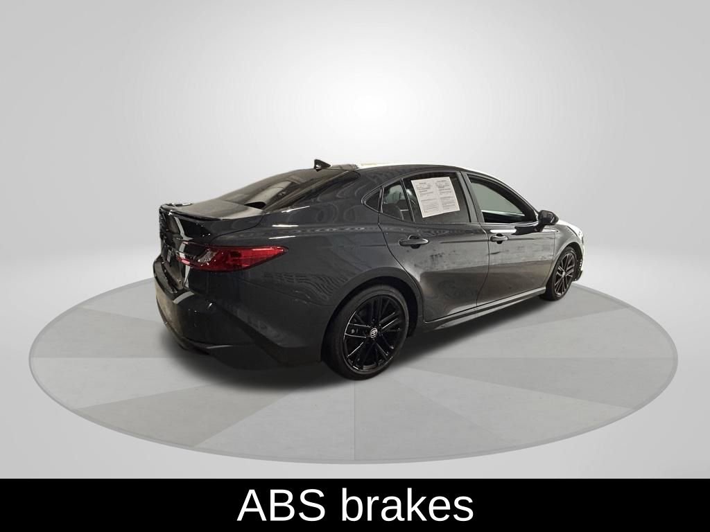 Used 2025 Toyota Camry SE w/ Convenience Package FWD image 7