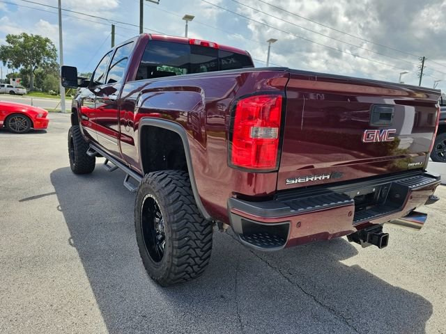 Used 2017 GMC Sierra 2500 Denali w/ Duramax Plus Package image 3