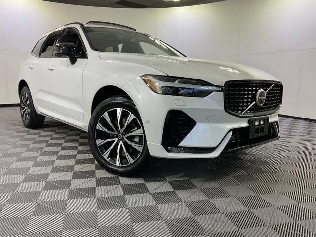 Certified 2024 Volvo XC60 B5 Plus w/ Climate Package AWD/4WD image 43