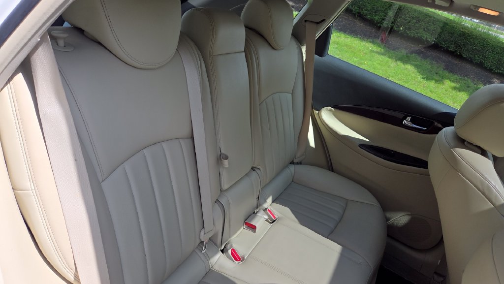 Used 2017 INFINITI QX50 AWD w/ Premium Package image 14