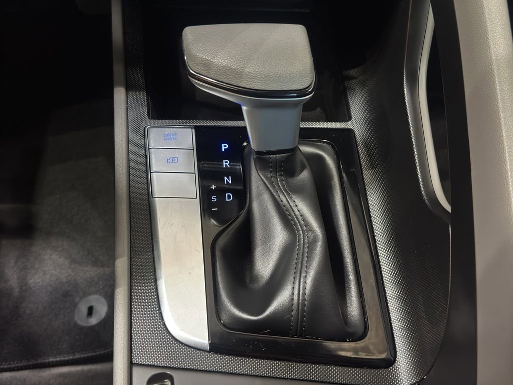 Used 2023 Hyundai Elantra SEL w/ Cargo Package image 27