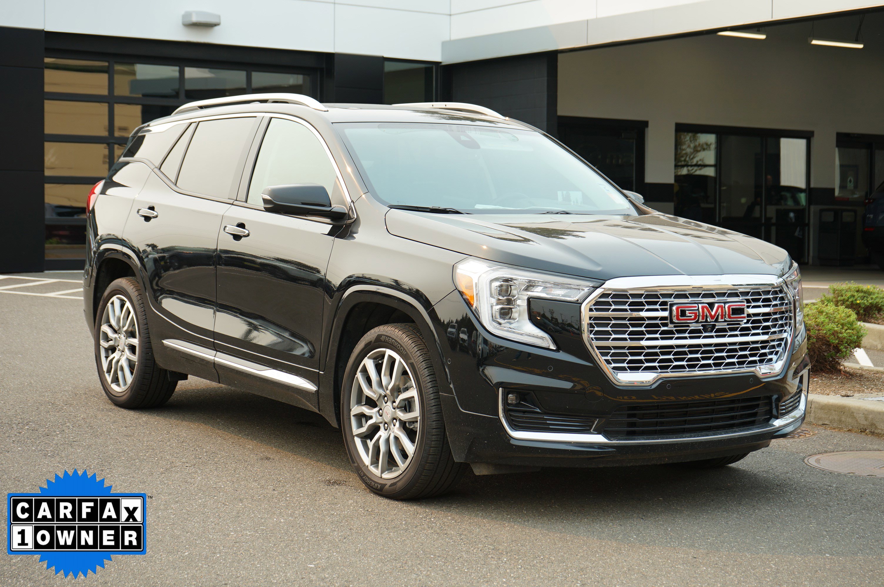 Used 2024 GMC Terrain Denali