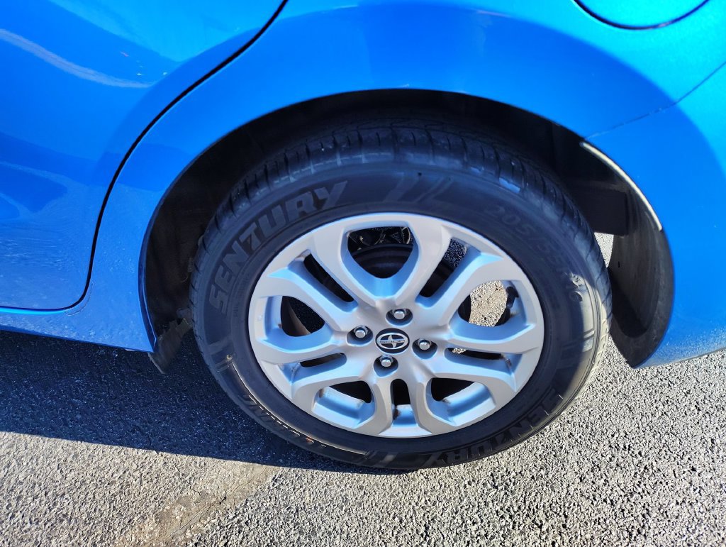 Used 2016 Scion iA FWD image 7