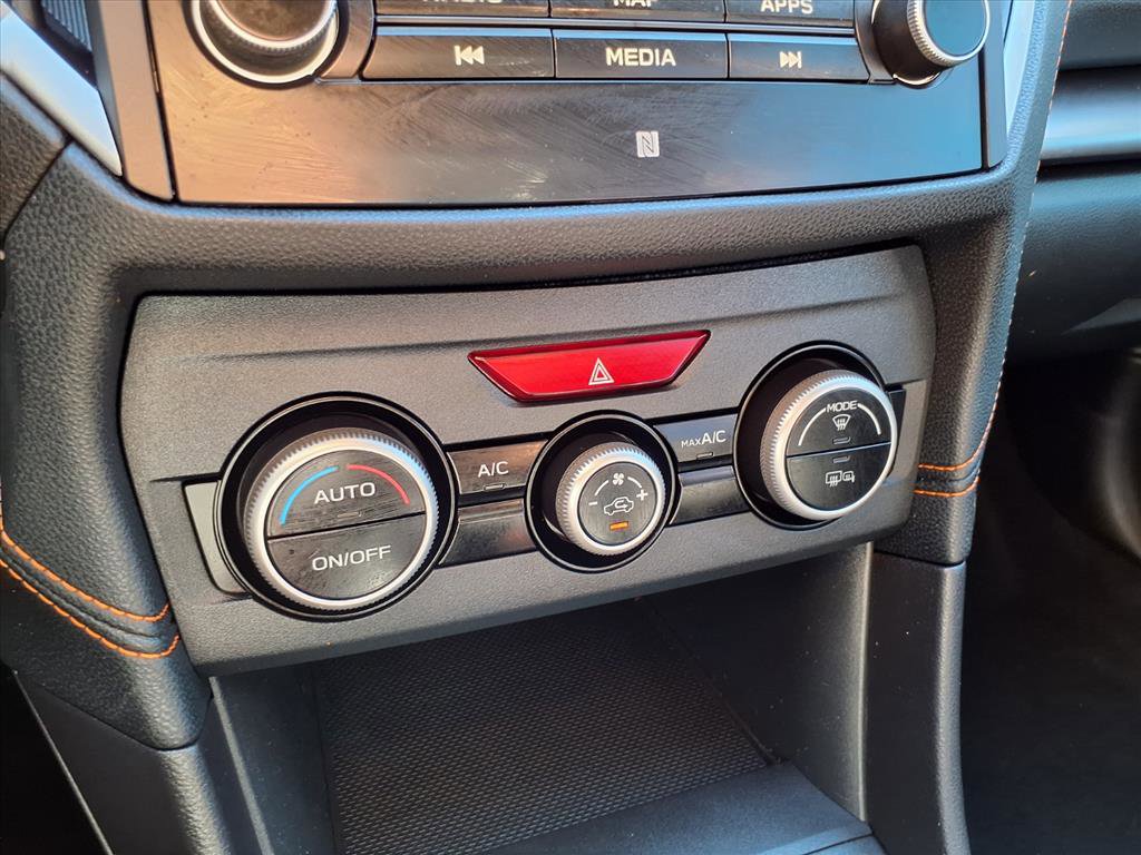 Used 2020 Subaru Crosstrek 2.0i Limited w/ Moonroof Package w/Navigation image 8