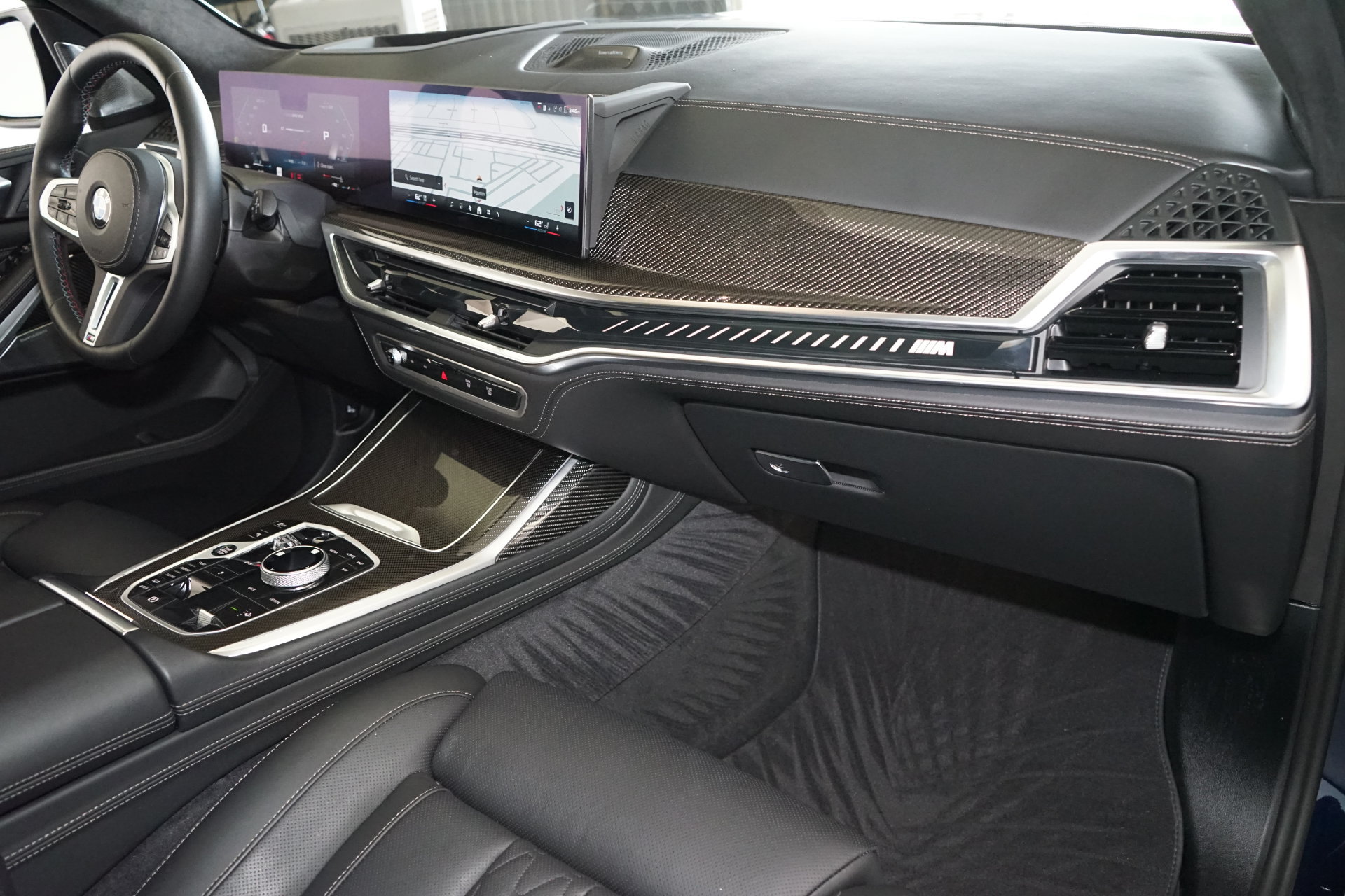 Used 2026 BMW X7 M60i AWD/4WD image 5