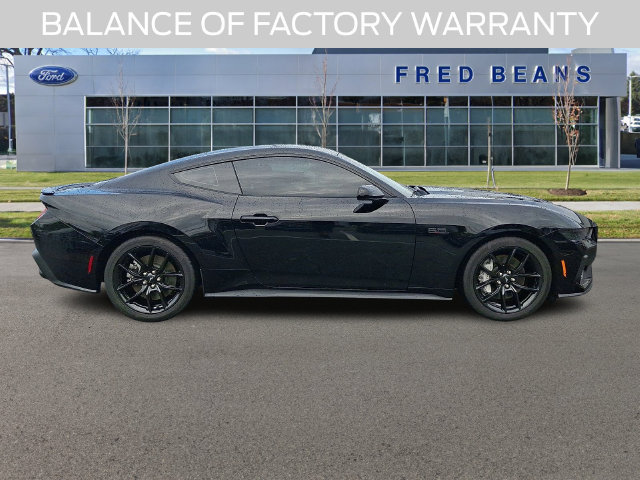 Used 2025 Ford Mustang GT RWD image 9