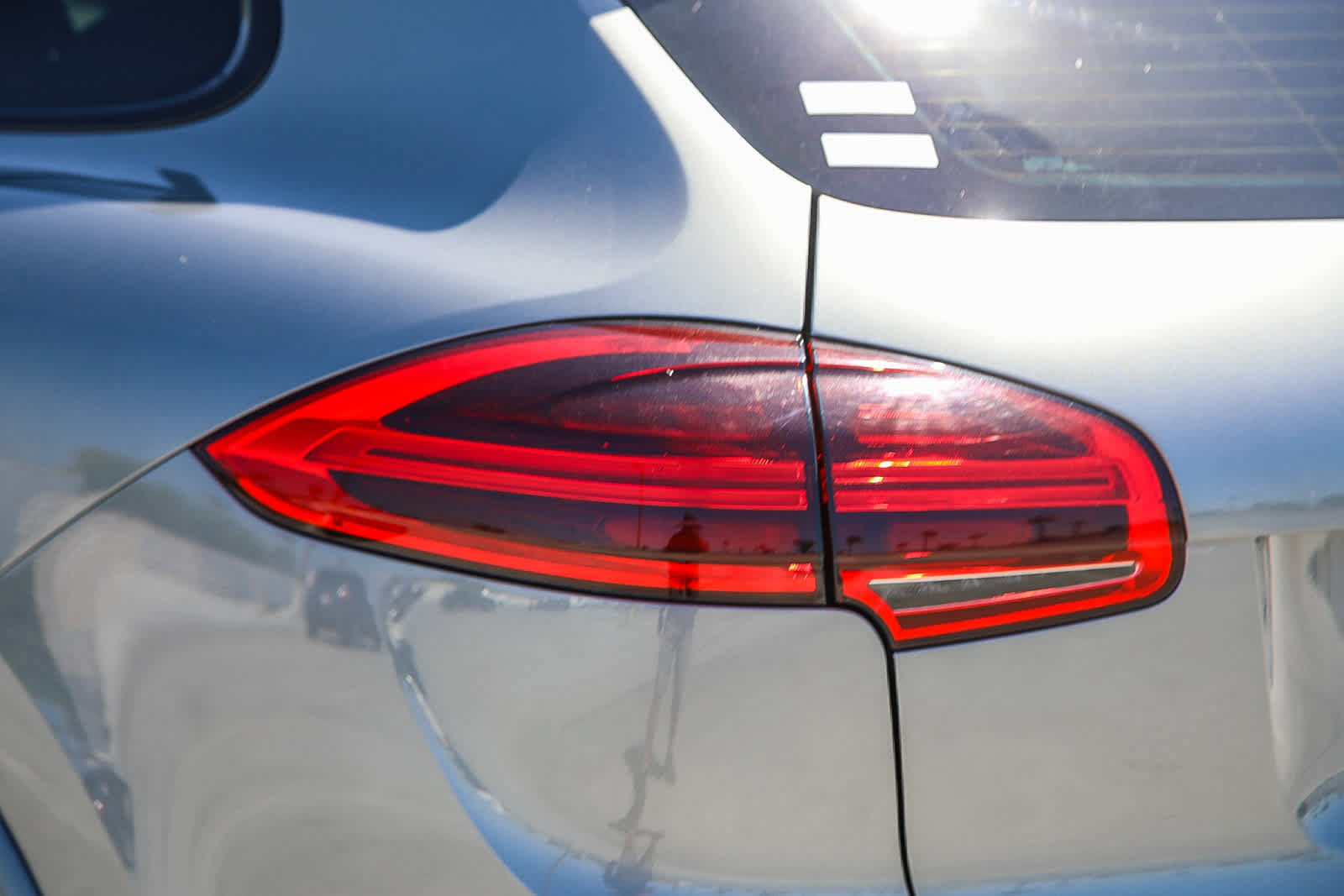 Used 2018 Porsche Cayenne S AWD/4WD image 9