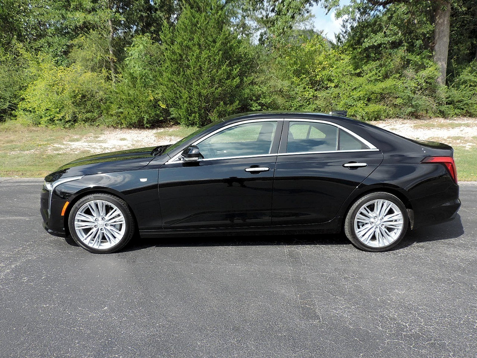 Certified 2026 Cadillac CT4 Premium Luxury RWD image 8